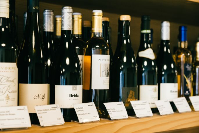 Tolle und passende Weine für jeden Käse im Chäsbueb kaufen. 